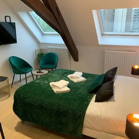 Esprit Suisse, Joli Au Coeur De * Mulhouse