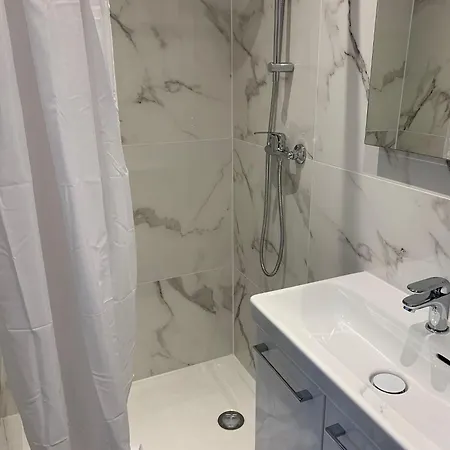 Esprit Suisse, Joli Au Coeur De Apartman *